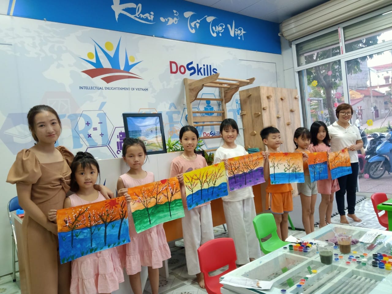 KHAI GIẢNG CLB VẼ NGHỆ THUẬT TRÍ TUỆ VIỆT
