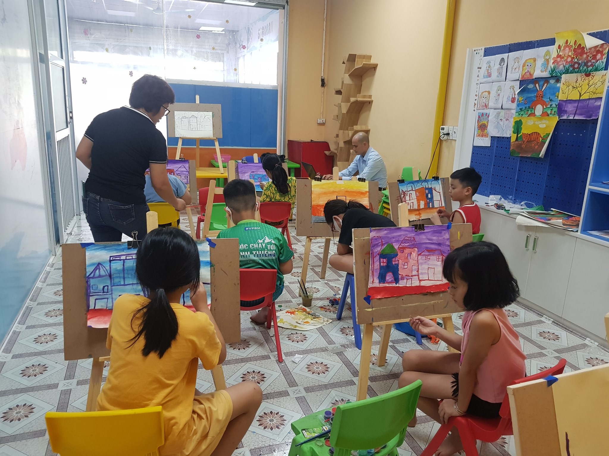 TRÍ TUỆ VIỆT KHAI GIẢNG LỚP VẼ DÀNH CHO CÁC BẠN TỪ 5 ĐẾN 15 TUỔI